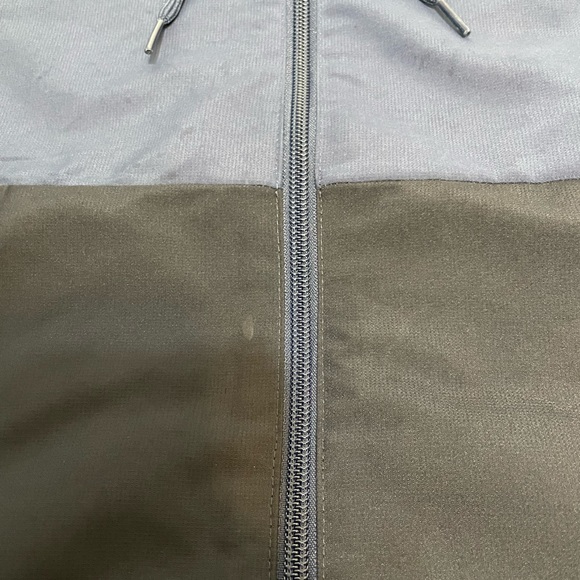 Men’s Adidas Windbreaker - Picture 6 of 8